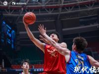 乐鱼体育app-篮球天才李梅入选国家队，为备战国际篮球锦标赛的简单介绍