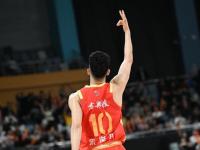 乐鱼体育 官方平台-上海夺冠在望？顶级后卫登场，广厦危机现