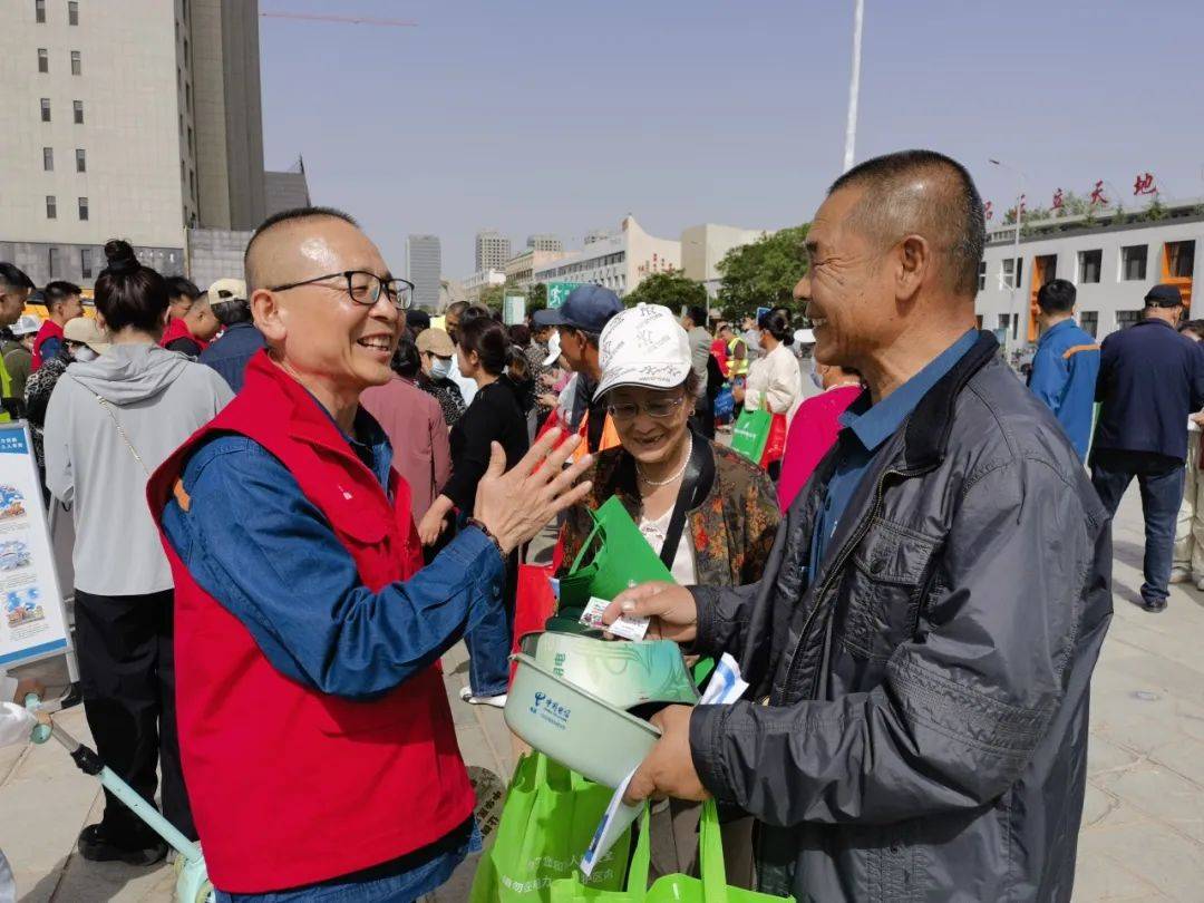 河床技战术演练密集，冲刺冠军全力以赴的简单介绍