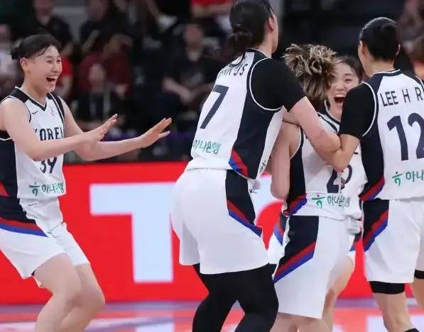 连战日本和澳大利亚中国女篮备战亚洲杯迎劲敌